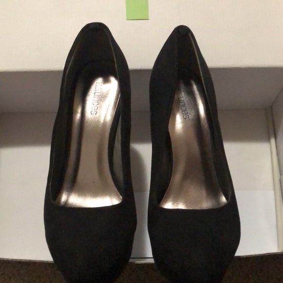 Maurice’s High Heel - Picture 2 of 4